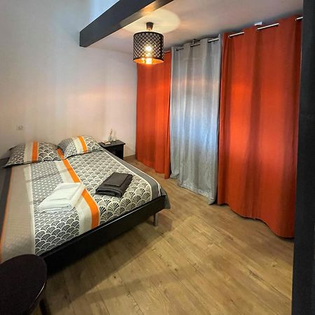 T2 De 40 M2 - Facile D'Acces, Lumineux Et Au Calme Διαμέρισμα Saint-Genet-Lerpt Εξωτερικό φωτογραφία